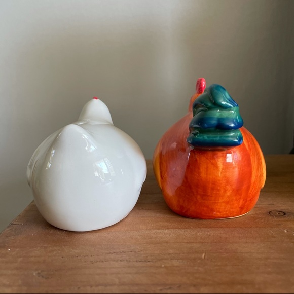 Set of Chicken and Rooster Salt and Pepper Shakers Novelty Farmhouse Kitchen - Picture 4 of 8